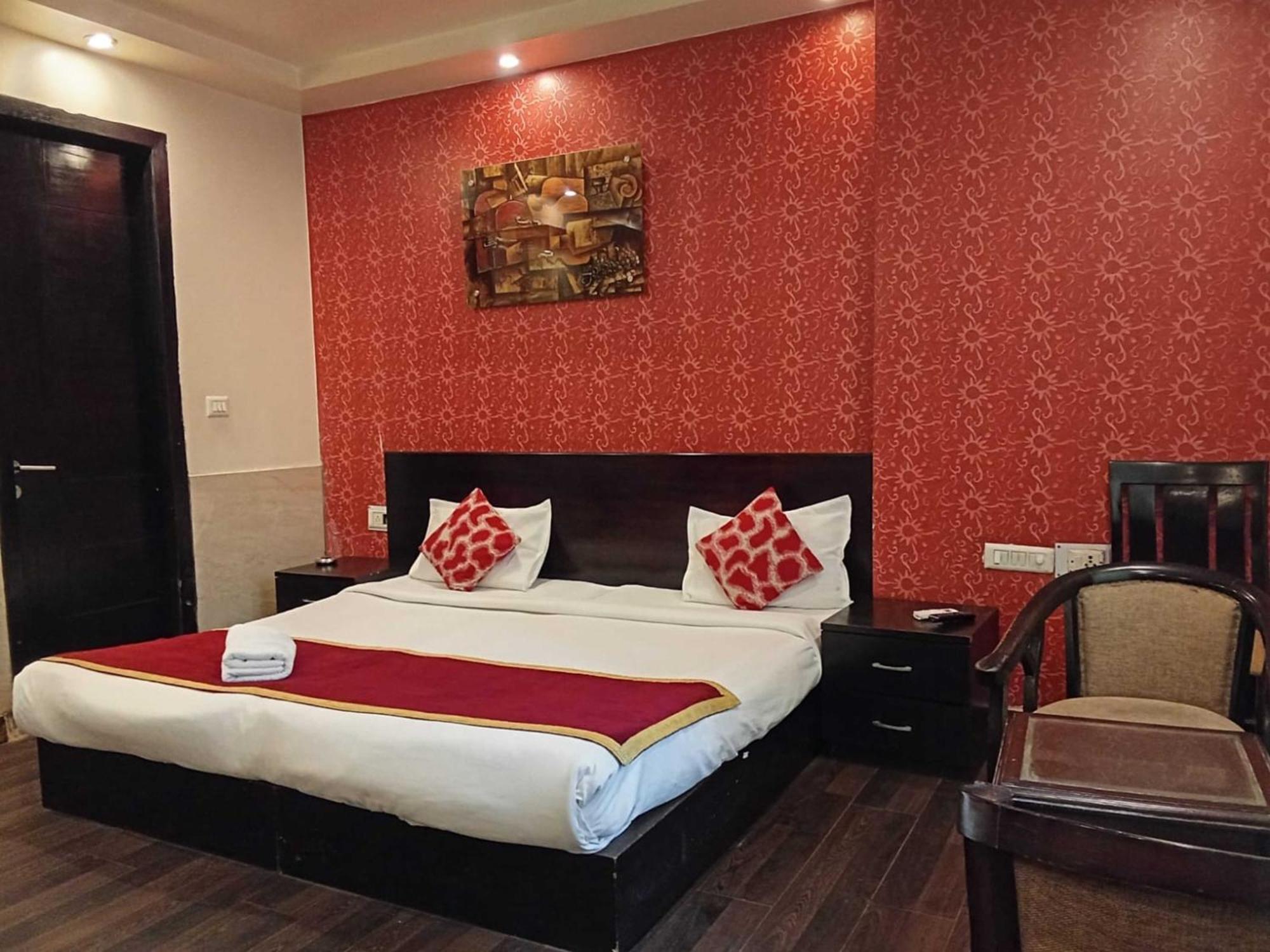 Paschim Vihar Hotel Delhi  Buitenkant foto